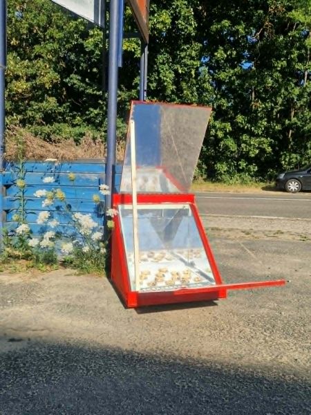 Fichier:Four solaire isolé.jpg